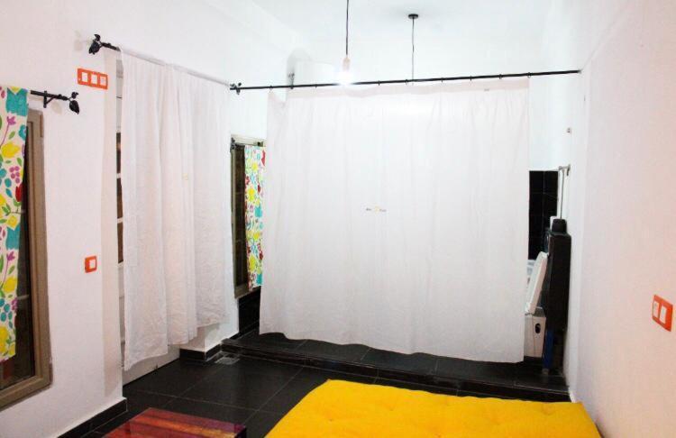 Hostal Valencia - Private Room With Bathroom Chefchaouen Exterior foto
