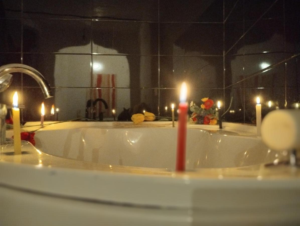 Hostal Valencia - Private Room With Bathroom Chefchaouen Exterior foto